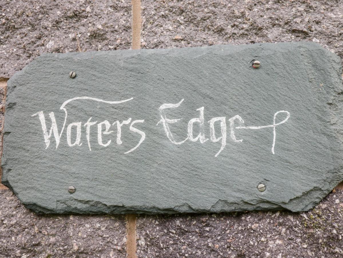 恩布尔顿Waters Edge别墅 外观 照片